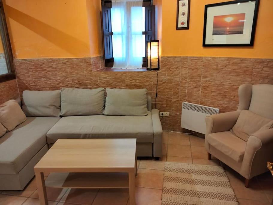 La Casina Roja - Santolaya De Cabranes Villa Arboleya Eksteriør billede